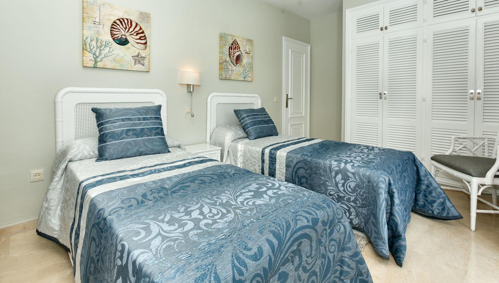 Ona Club Bena Vista Apartment Естепона Екстериор снимка