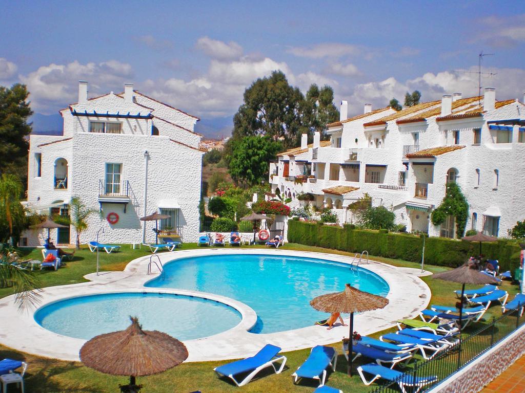 Ona Club Bena Vista Apartment Естепона Екстериор снимка