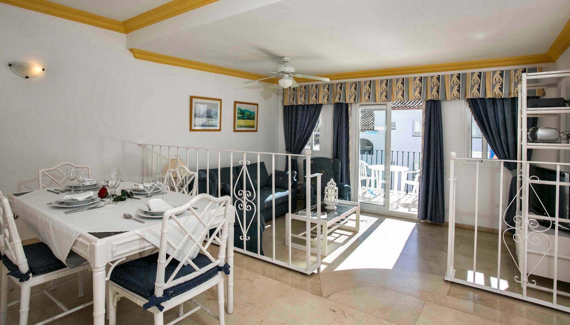 Ona Club Bena Vista Apartment Естепона Екстериор снимка